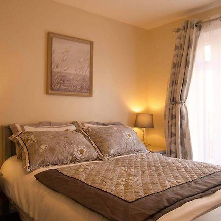 York City Centre, Recently Renovated 2 Bedroom Flat Exteriör bild
